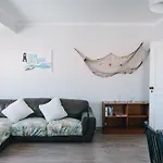 With 5 Bedrooms Διαμέρισμα