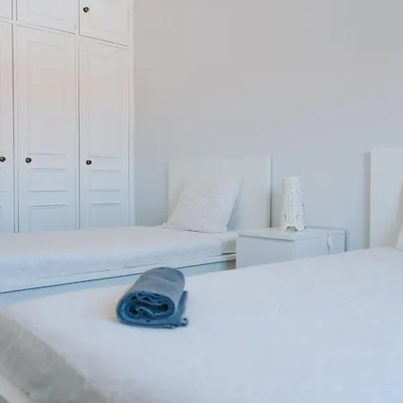 Lejlighed With 5 Bedrooms