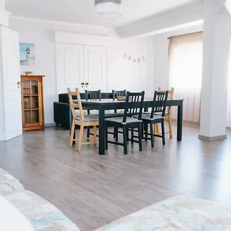 Lejlighed With 5 Bedrooms Peniche